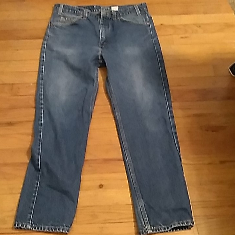 Levi jeans